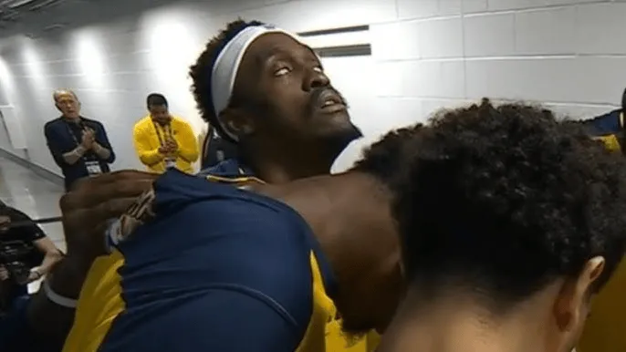 西亚卡姆去年在ESPN百大球员排名第42位，今年升至第22名